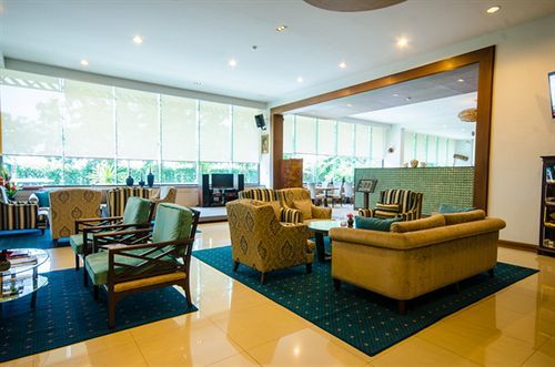 Rimkhobfa Urban Resort Бангкок Экстерьер фото